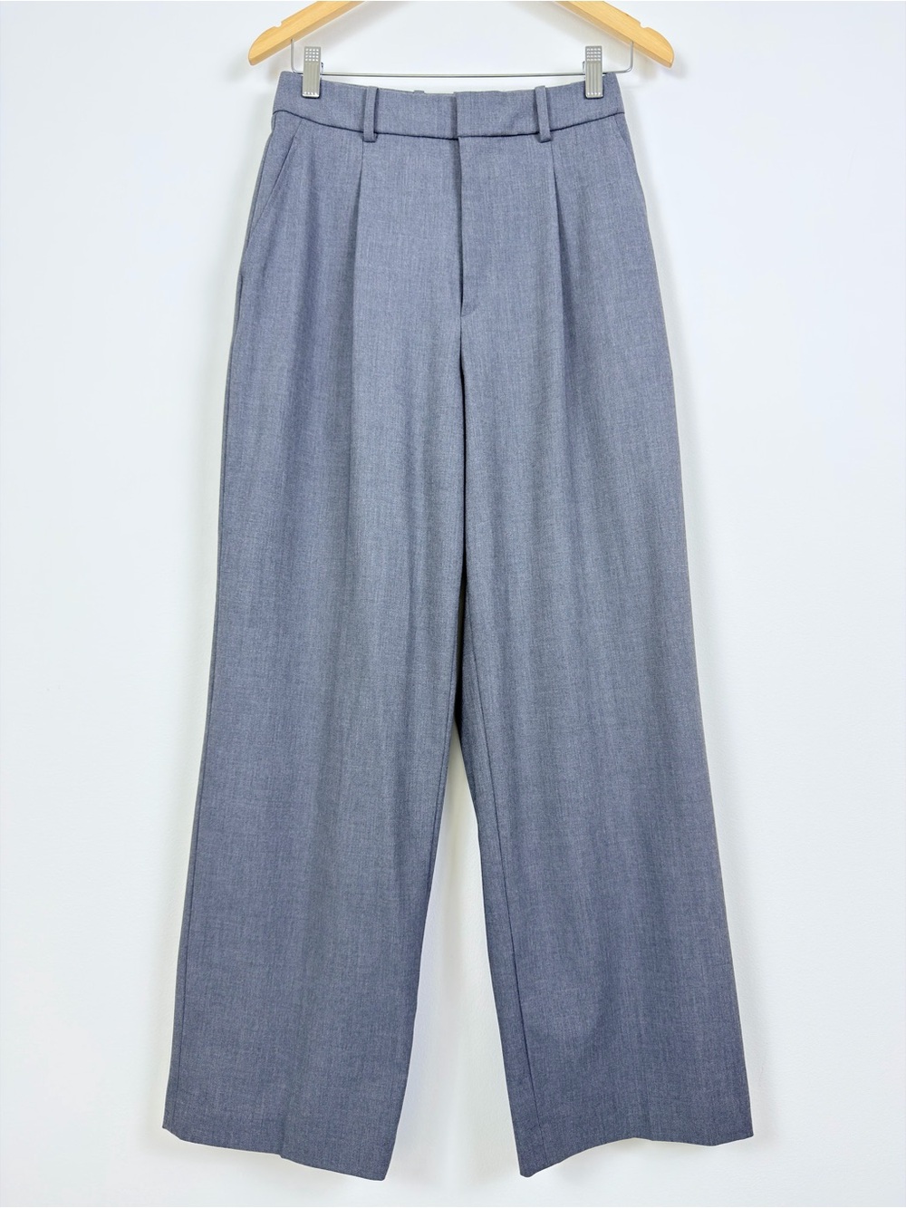 Uniqlo Women Gray Wide Leg Pleated Dress Pants Size S